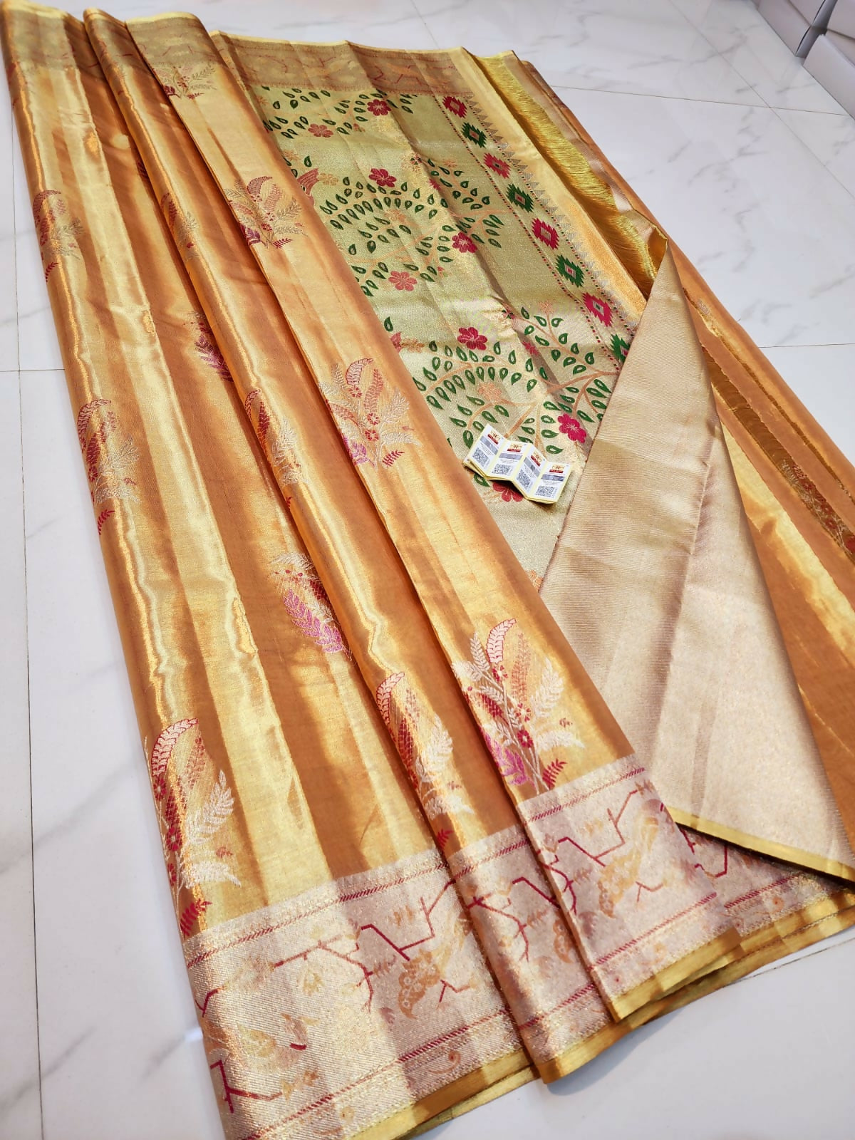 Kanchi Swarna Mahal -  Kanchi Pattu Tissue Saree