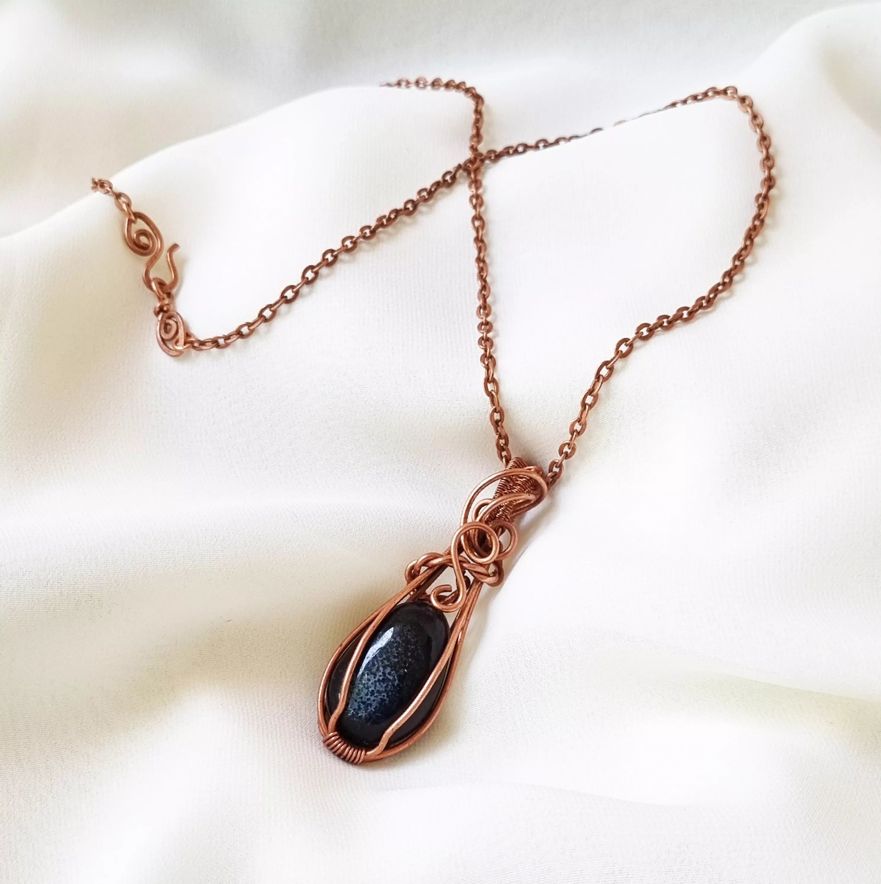 Elsa's Ecstasy - Necklace