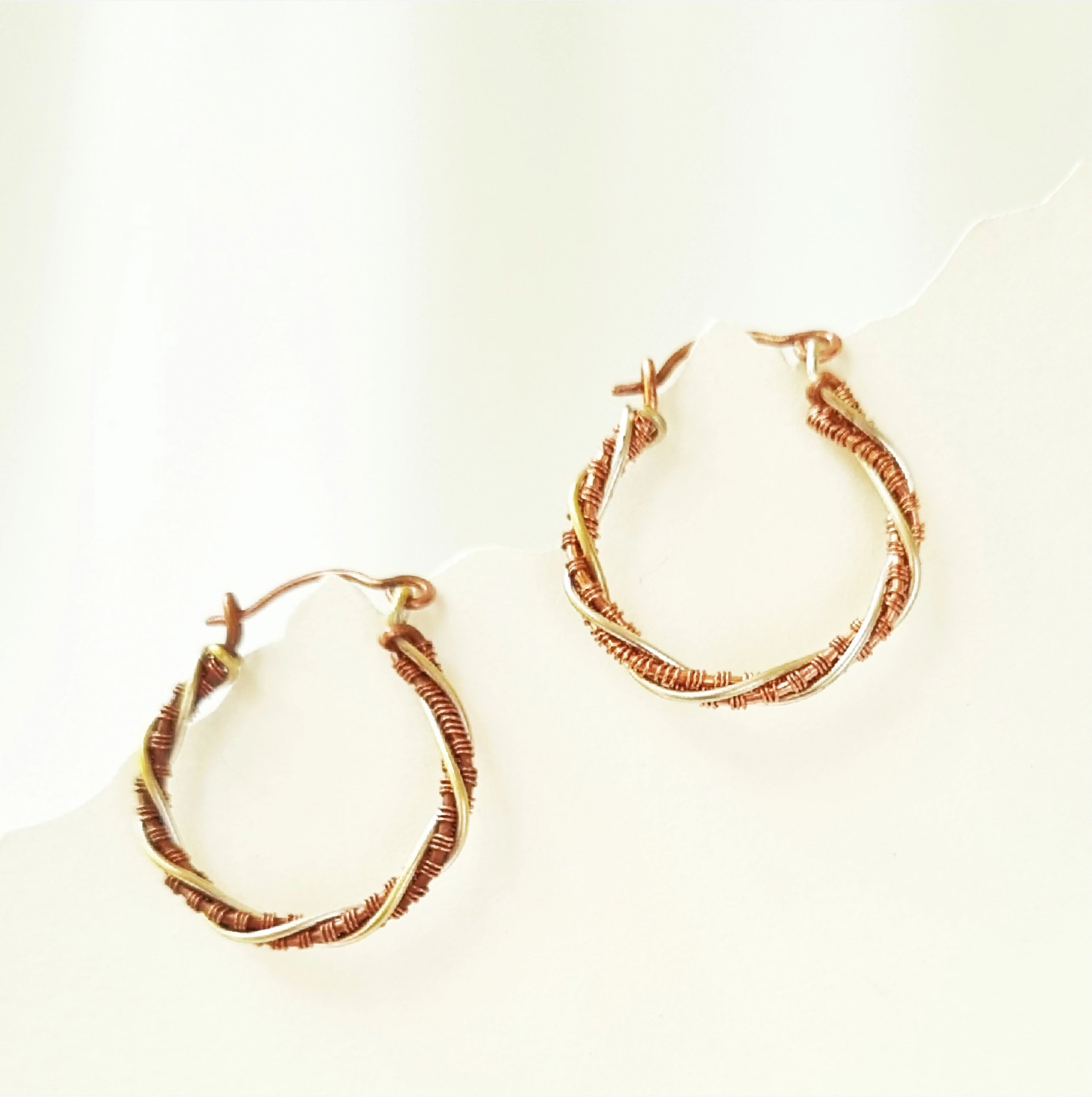 Let's Twist Again (2) - Earring