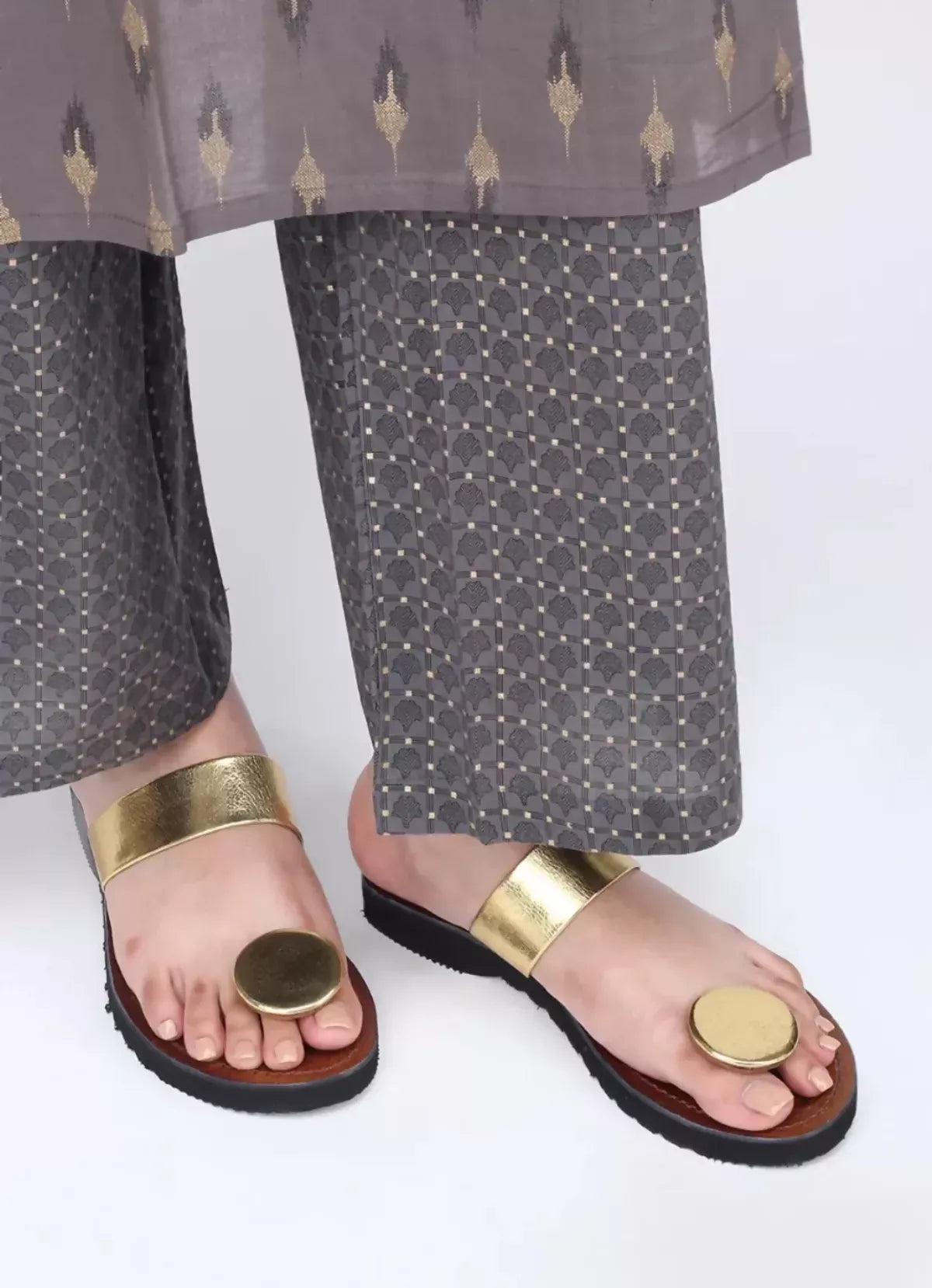 Golden Open-Toe Kolhapuri Sun-Kissed Grandeur Sandal For Women