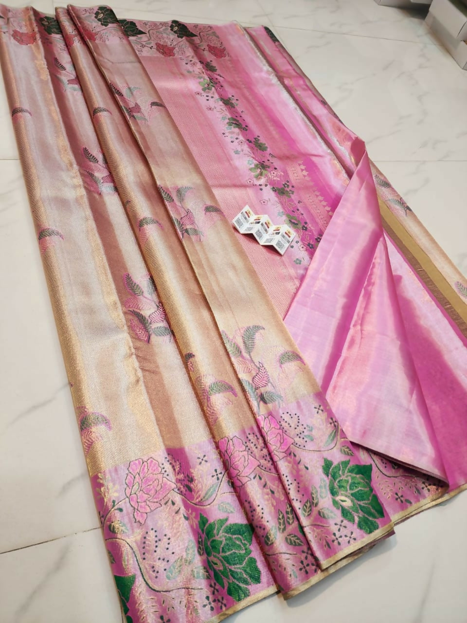 Sundari Swarna - Pure Handloom Kanchi Pattu Tissue Sarees
