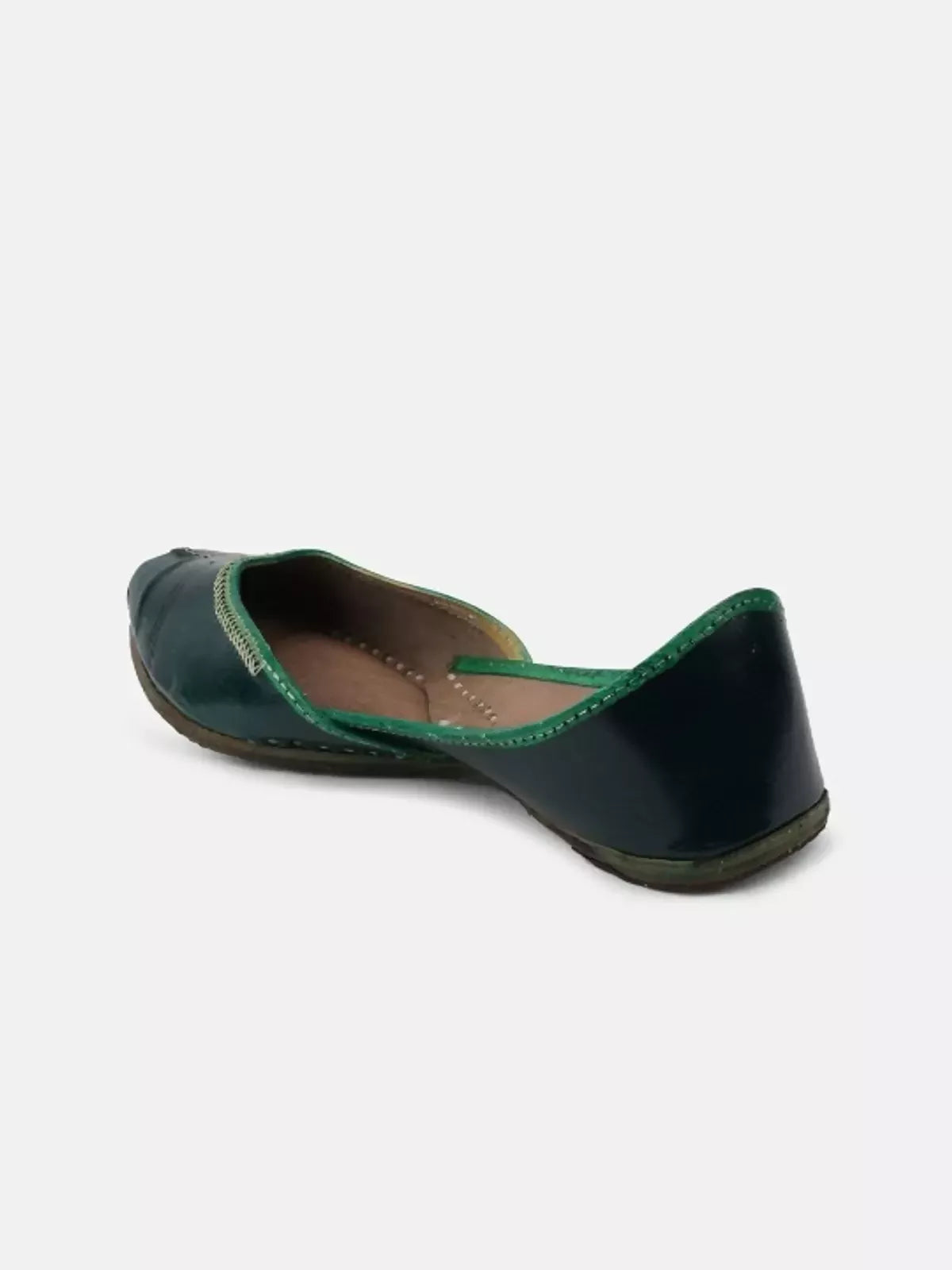 Green Kanthi Jari Handicrafted Jutti For Women
