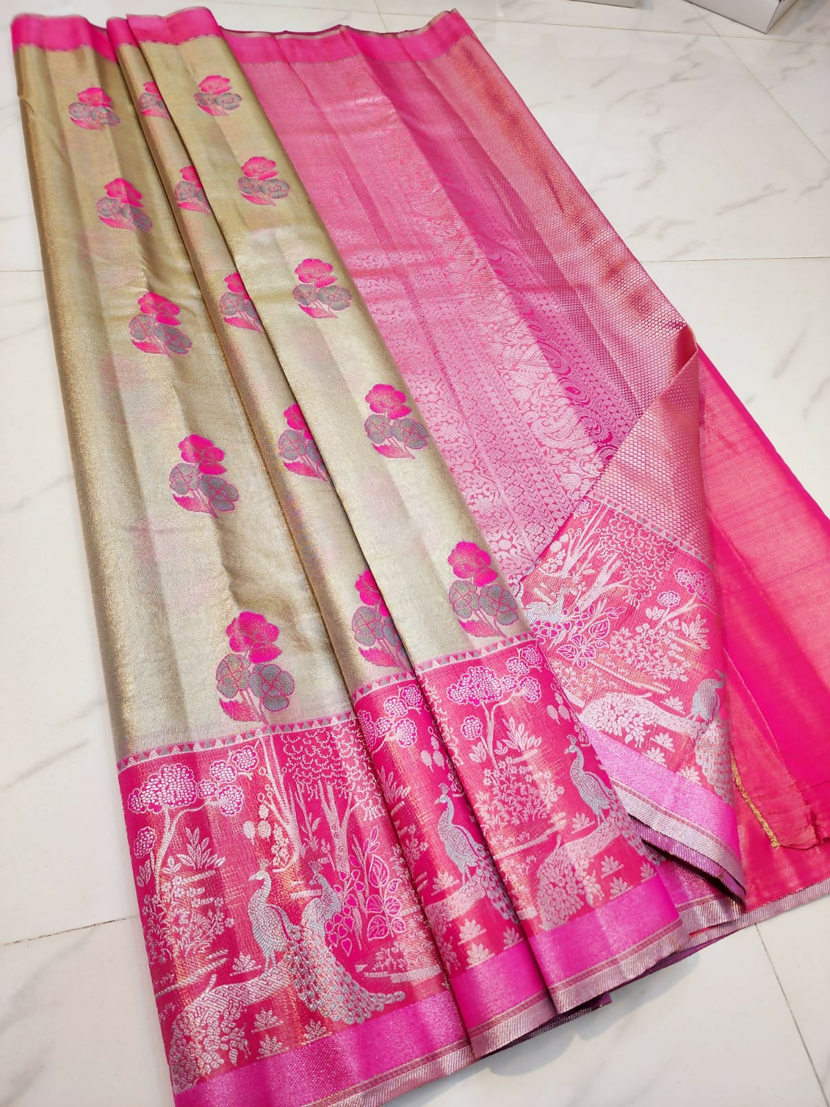 Grand Occasion  Drape - Semi-Tissue Kanchi Bridal Sarees