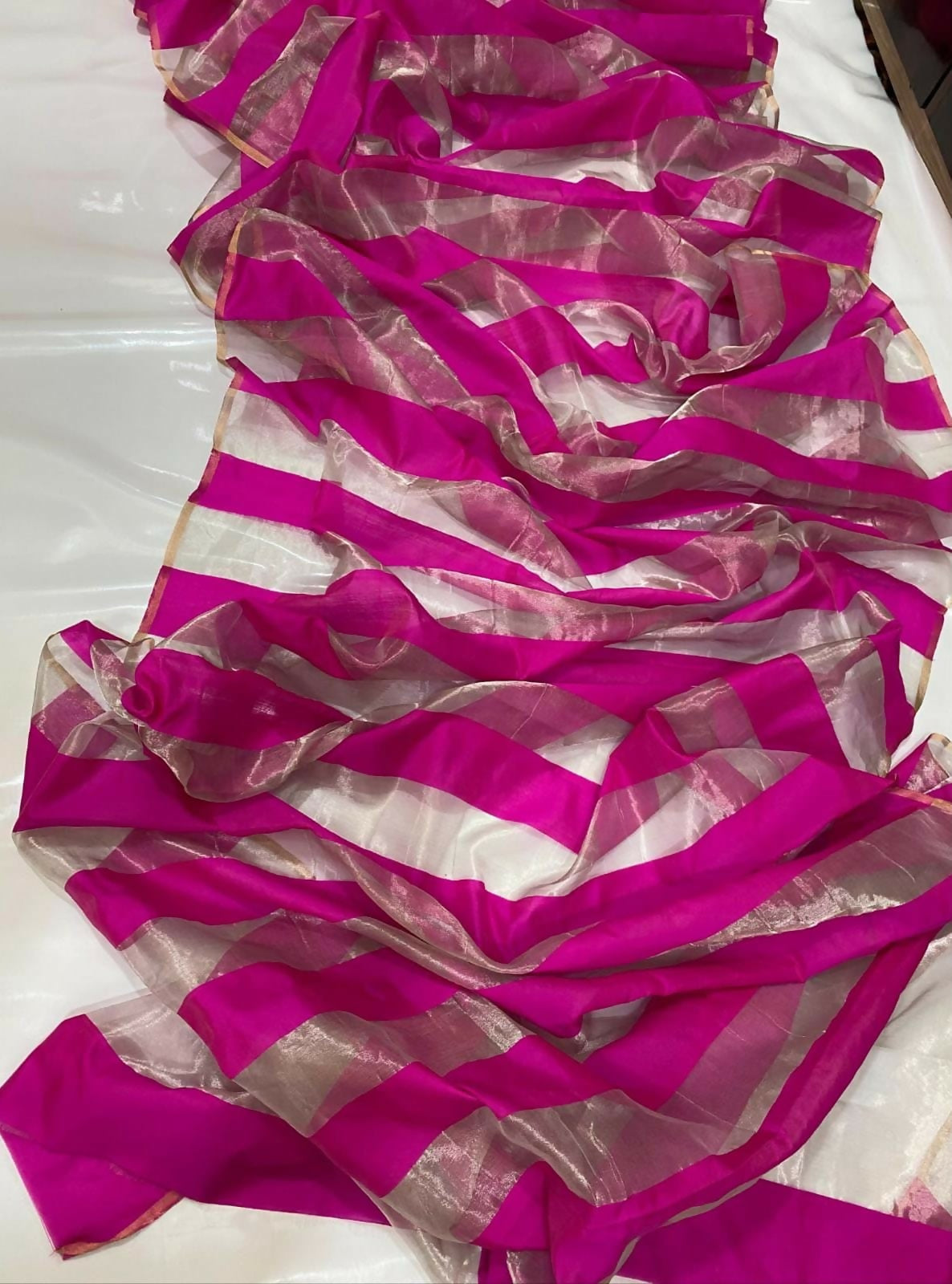 Gulabi Zari Drape
