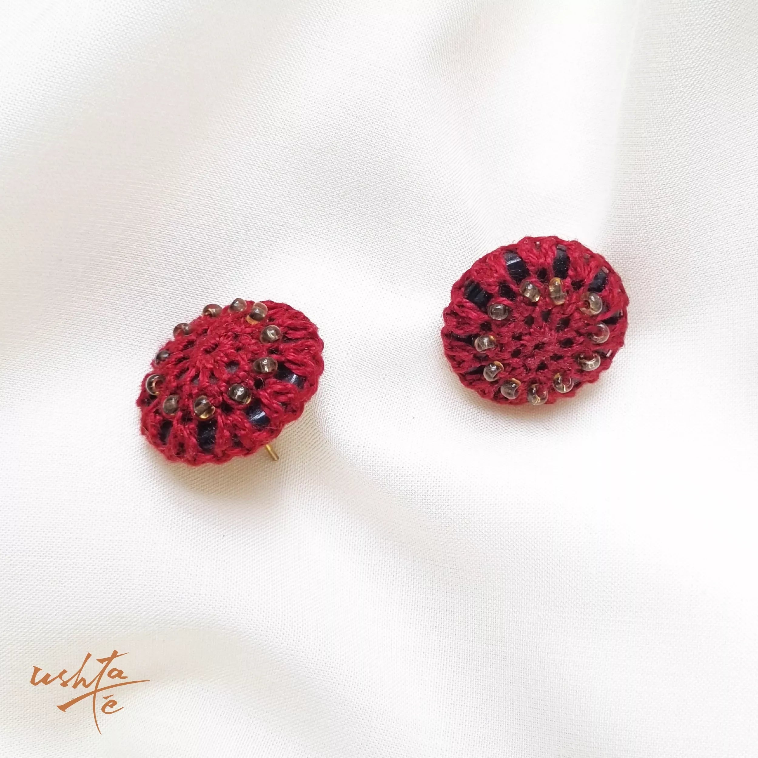 Buttoned-up Berries - Earring