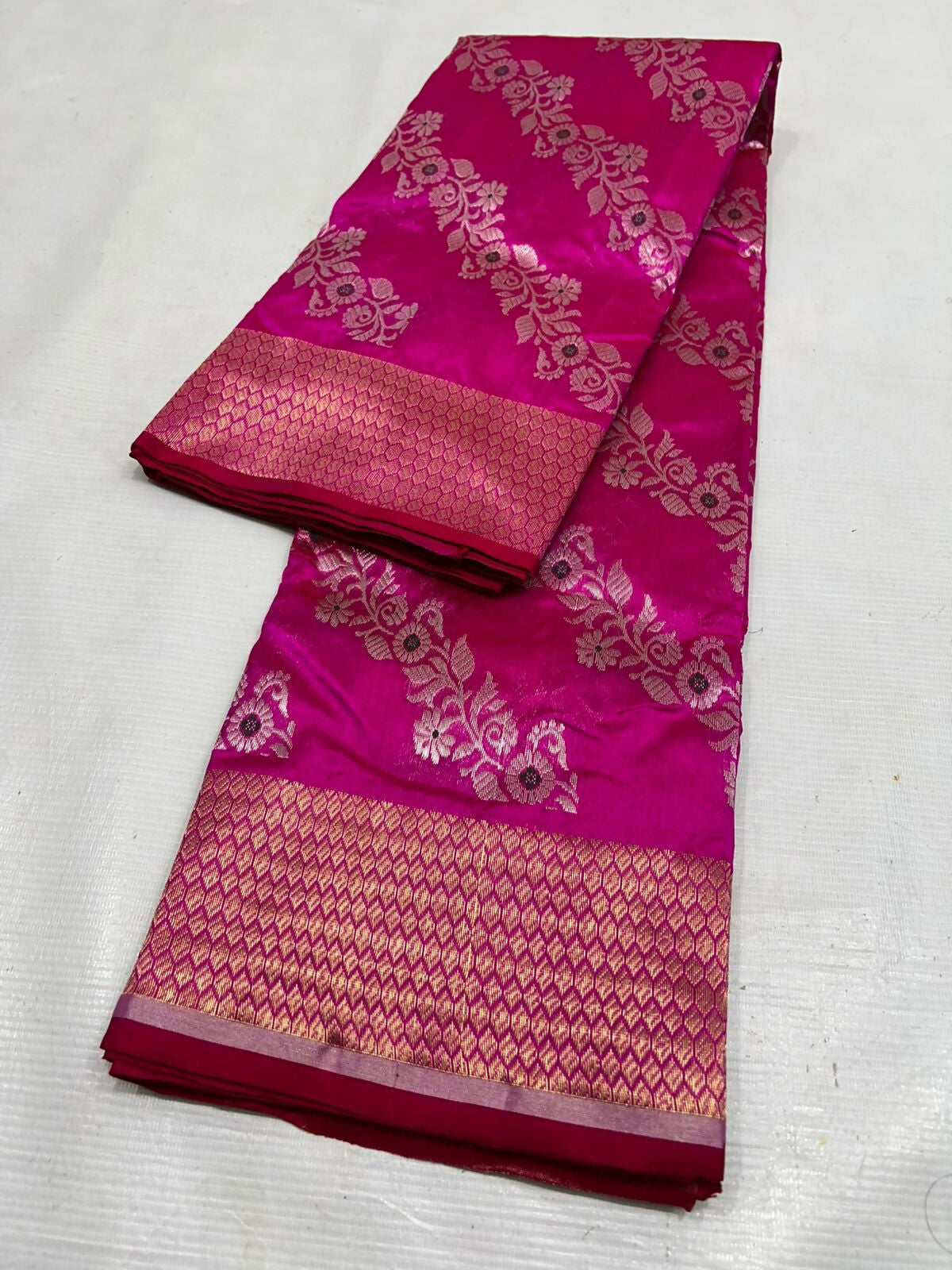 Rani Pink Jall- Pattu Silk Saree with Zari Work