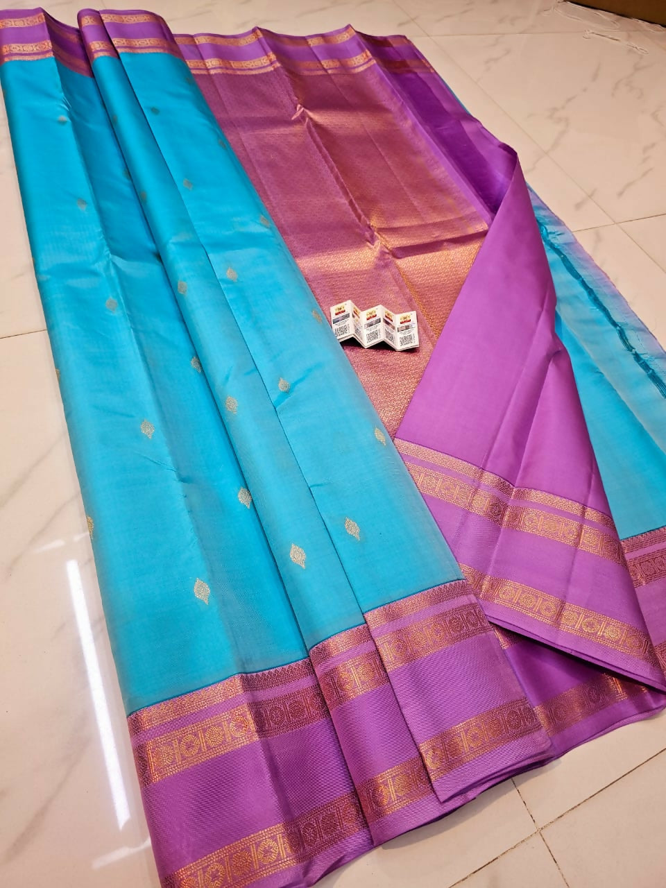 Kanchi Jewel Tones - Pure Handloom Kanchi Pattu Tissue Sarees