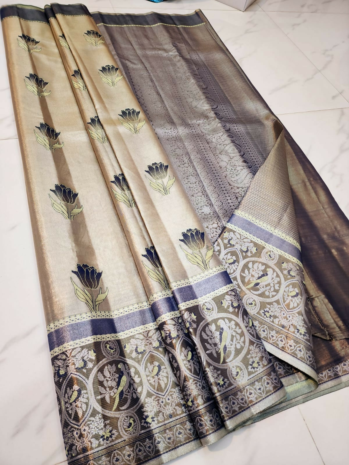 Kanchi Weaver Look - Semi-Tissue Kanchi Bridal Sarees