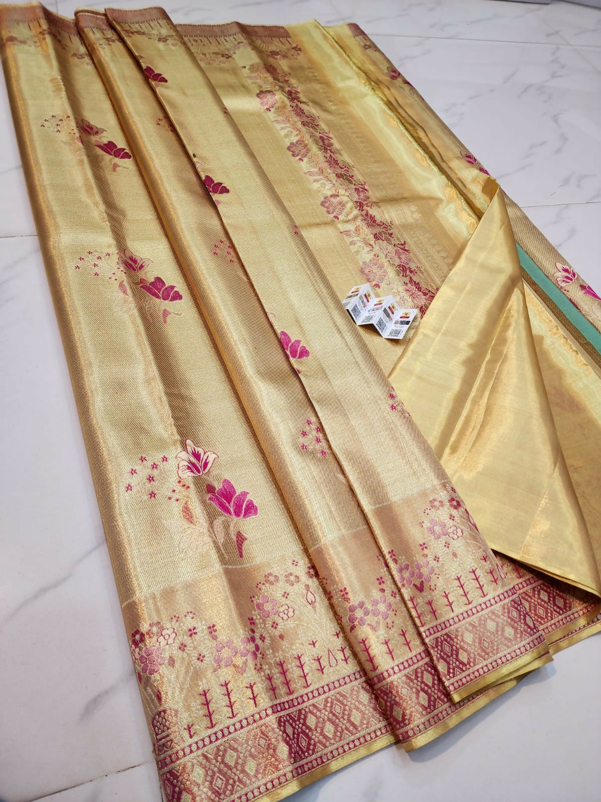 Sheer Gold Elegance - Pure Handloom Kanchi Pattu Tissue Sarees