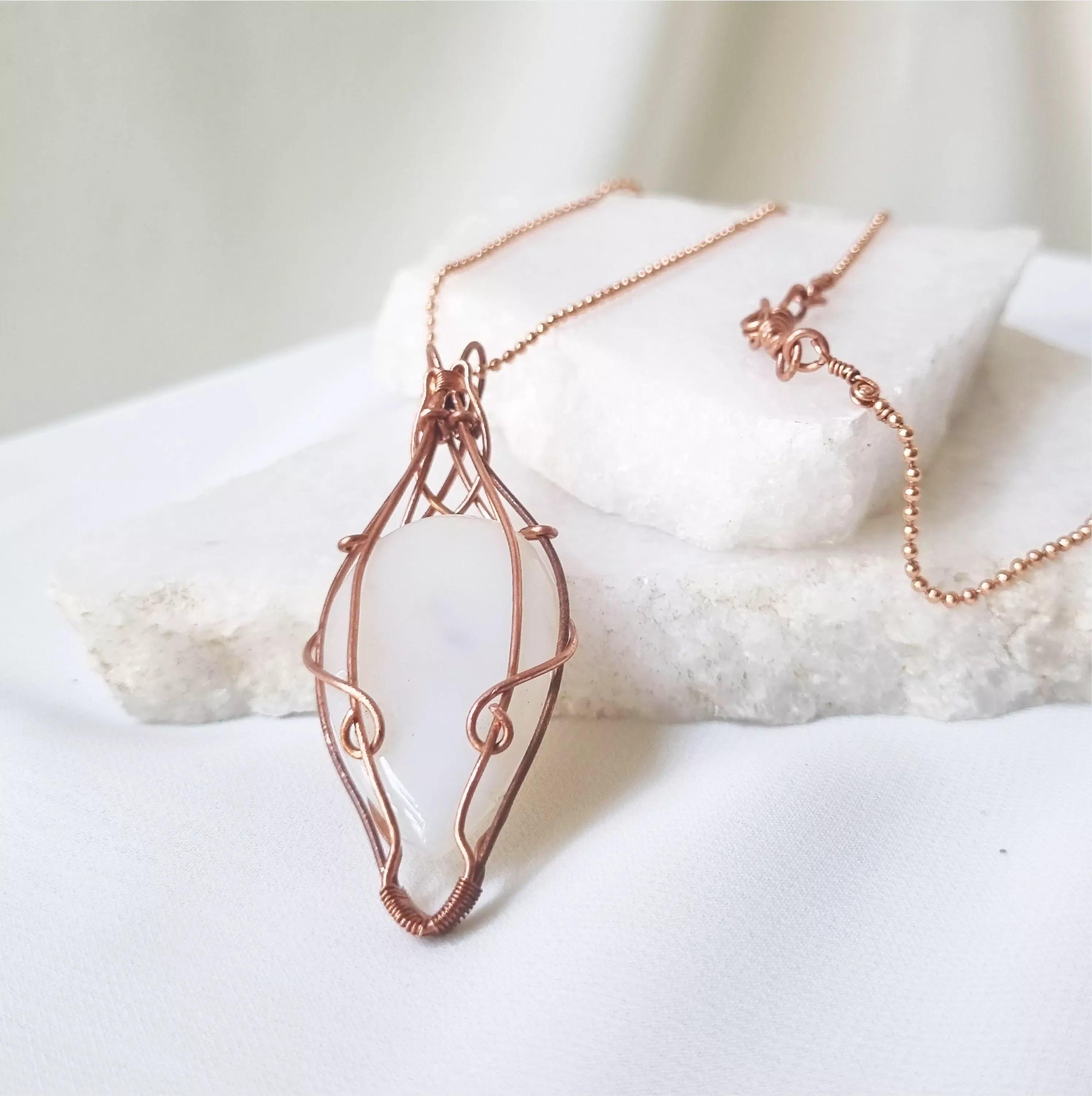 Moon Drop - Necklace