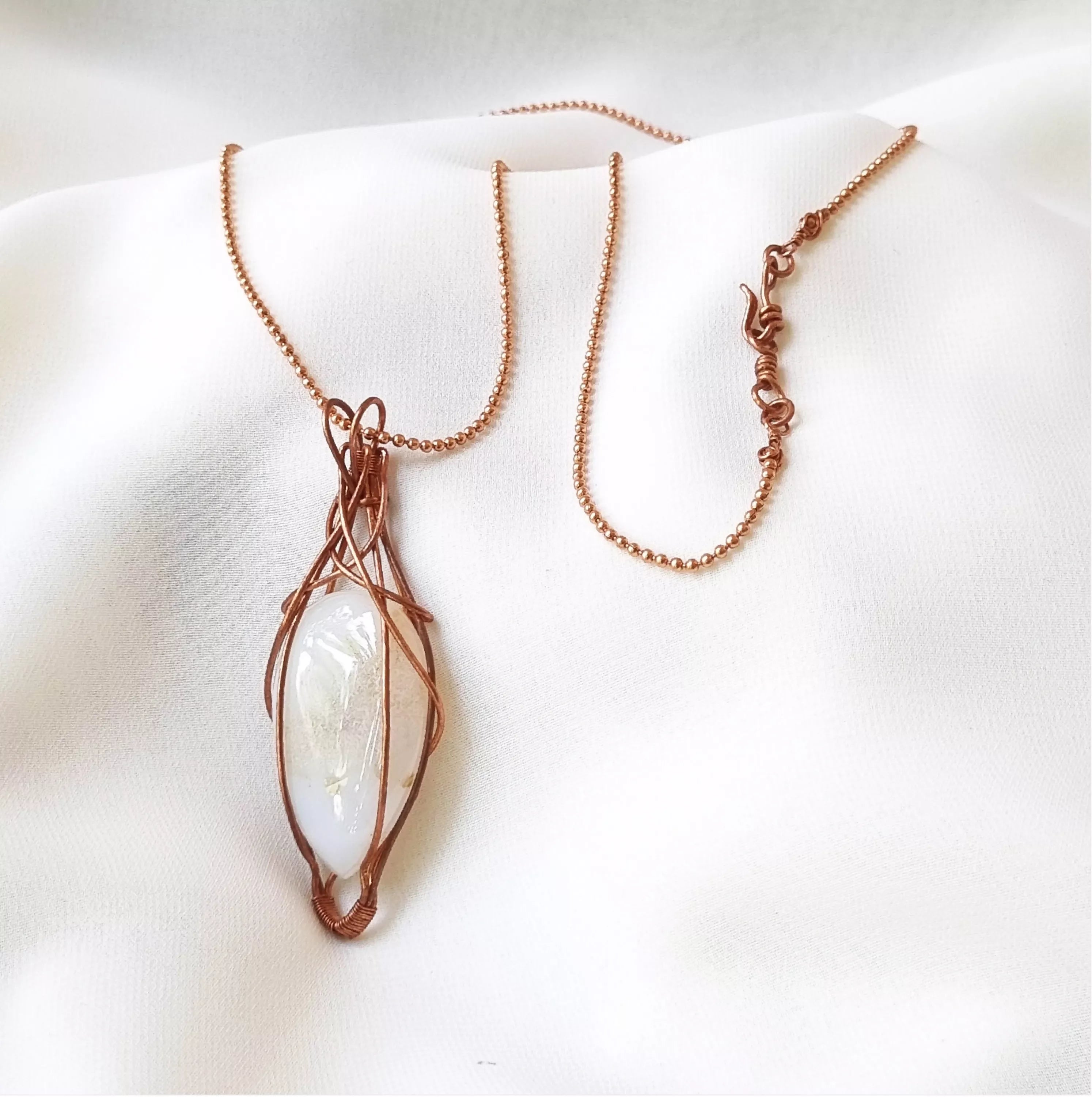 Moon Drop - Necklace