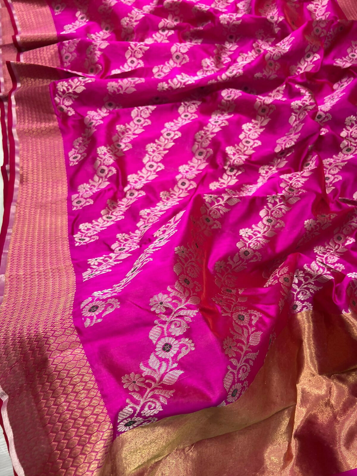 Rani Pink Jall- Pattu Silk Saree with Zari Work