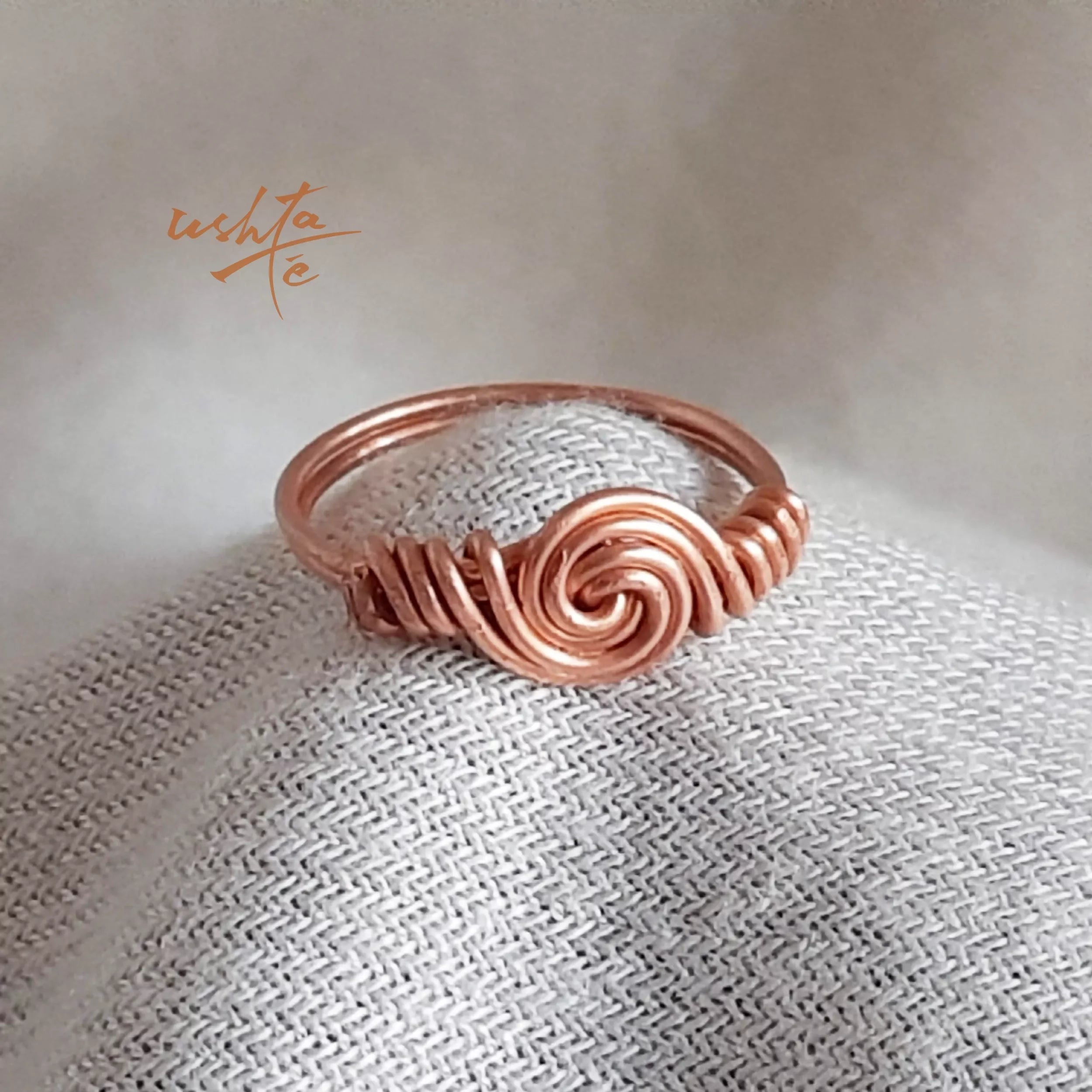 Twirling In - Ring