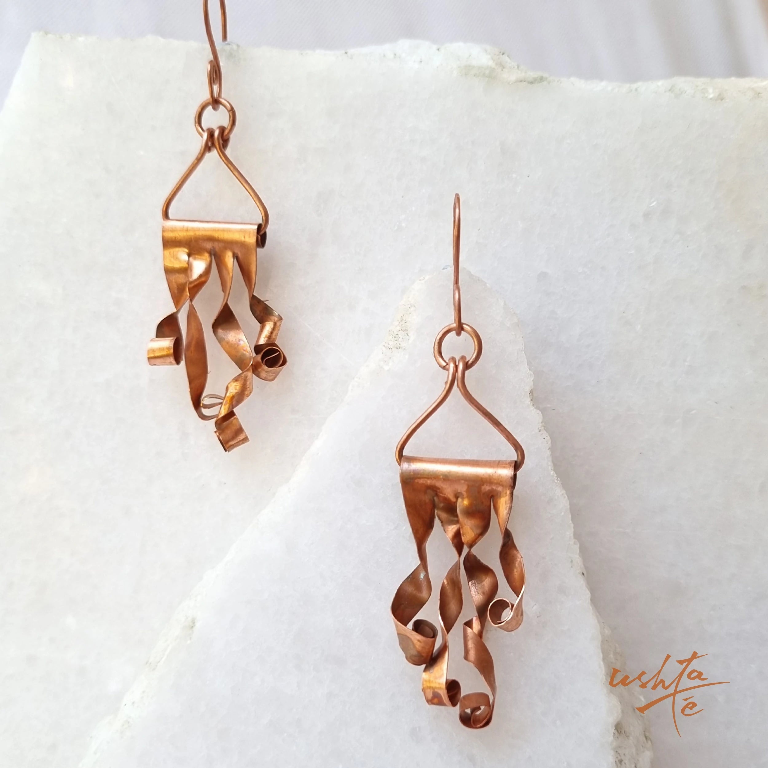 Curly Tapestry - Earring