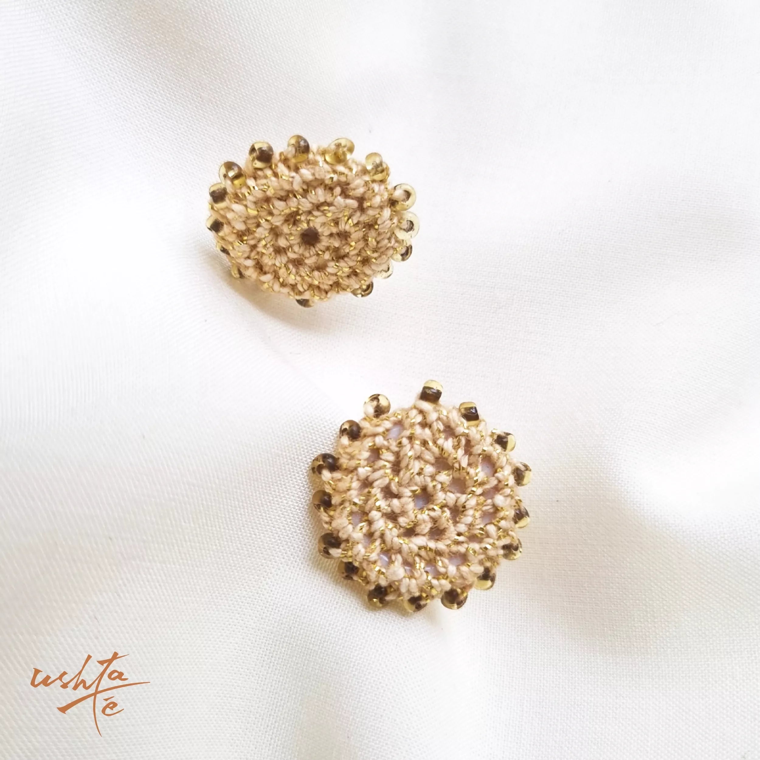 Buttoned-up Gold - Earring
