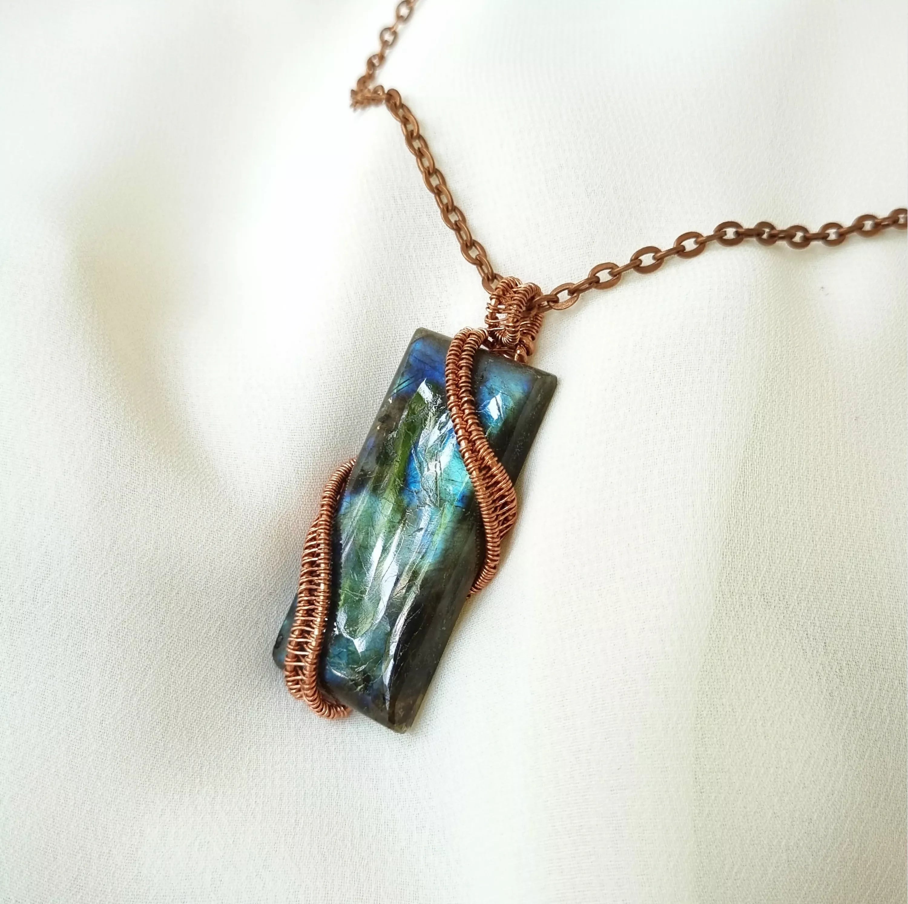 Dappled Dance - Necklace