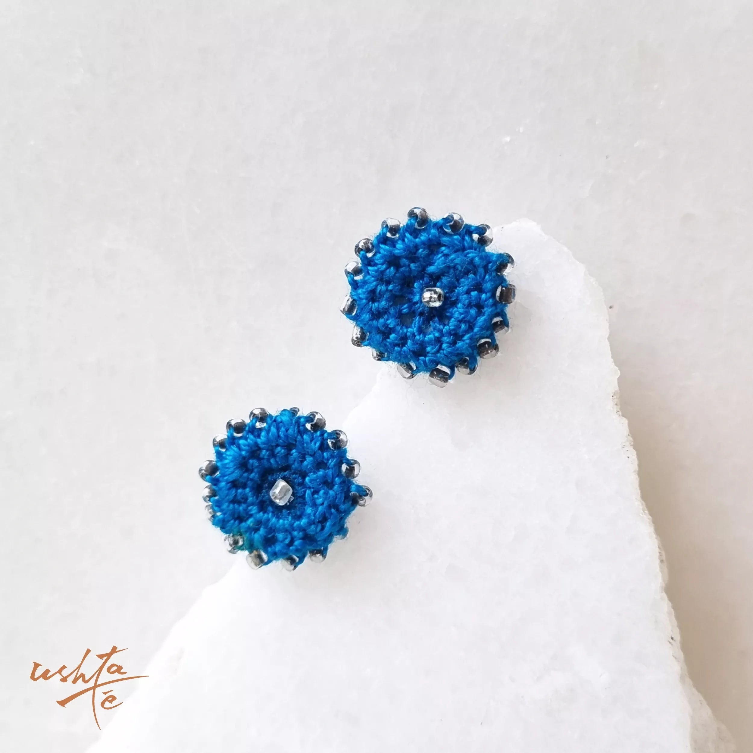 Buttoned-up Sky - Earring