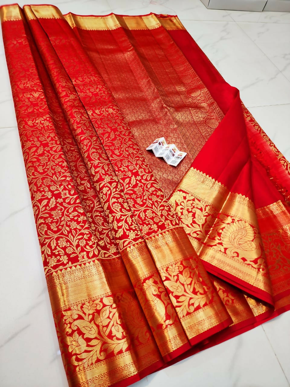 Dravidian Drape - Exquisite Kanchi Pattu Sarees