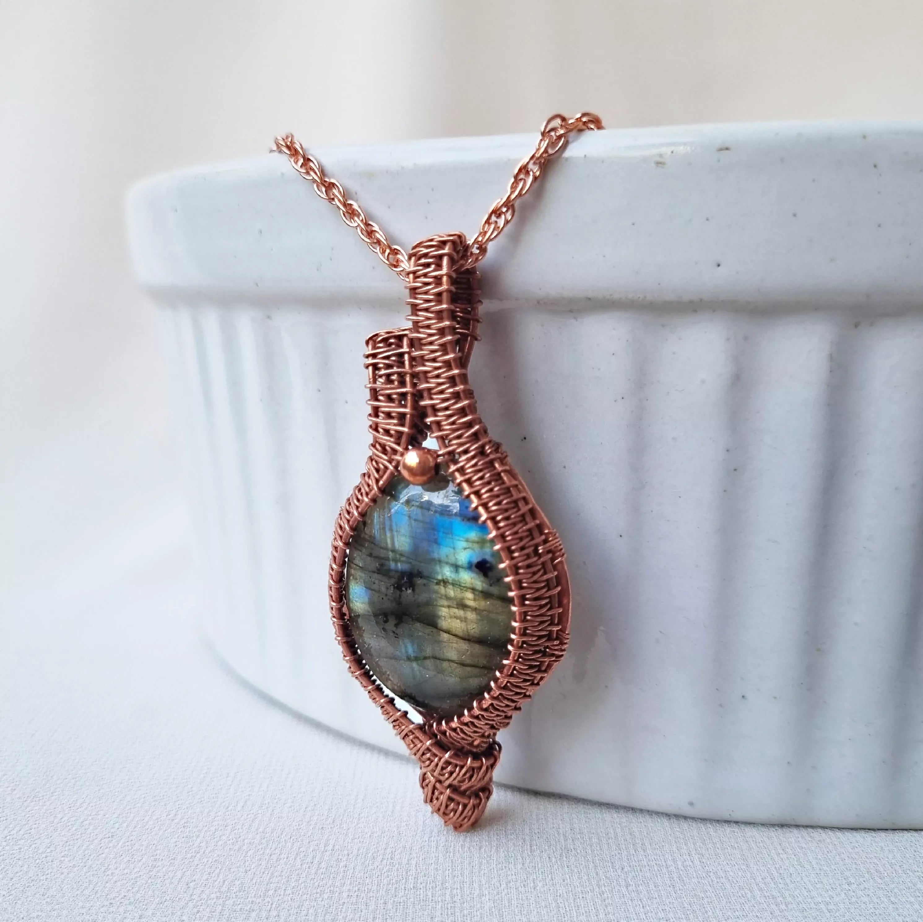 Luminous Labyrinth - Necklace