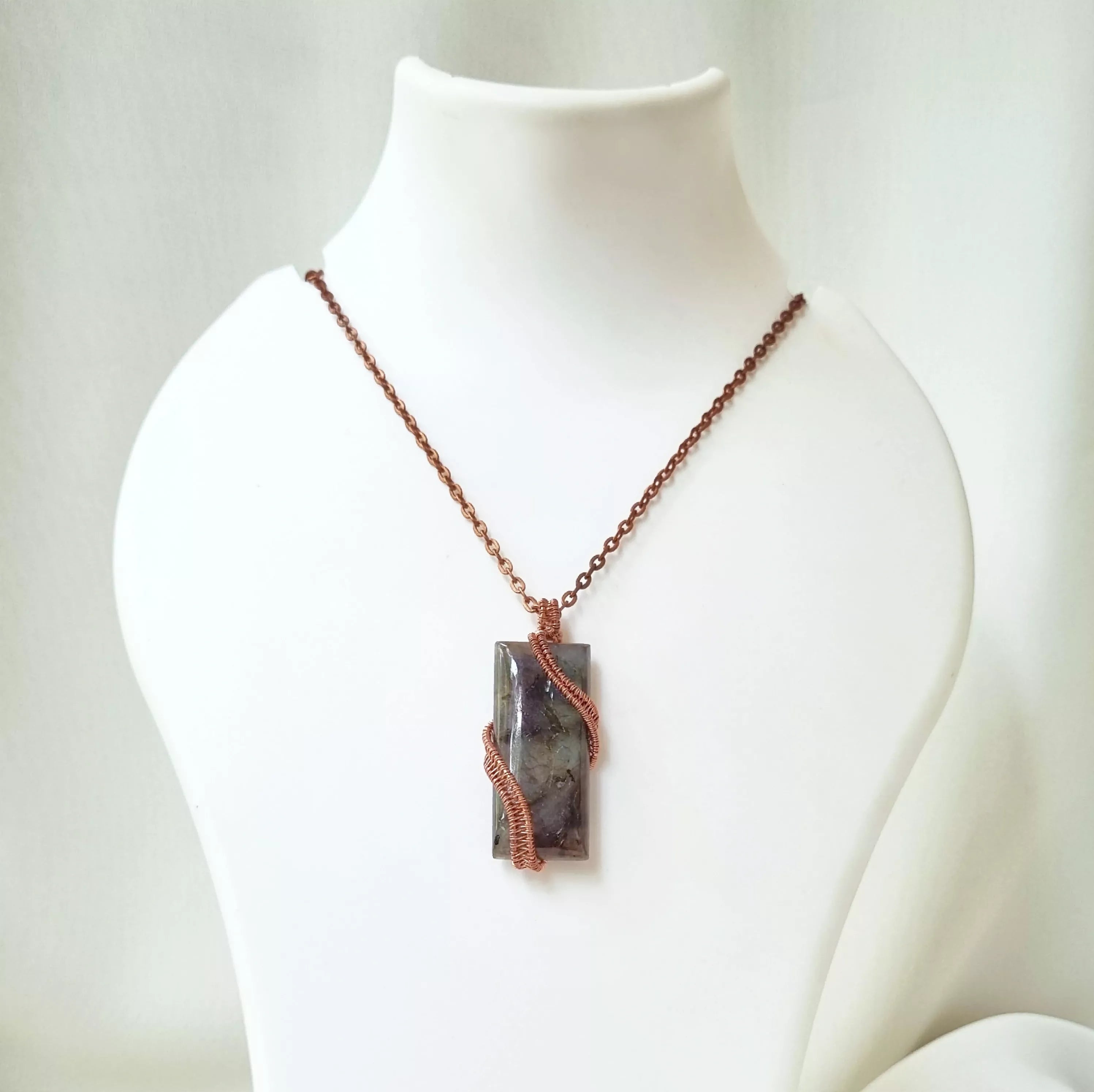 Dappled Dance - Necklace