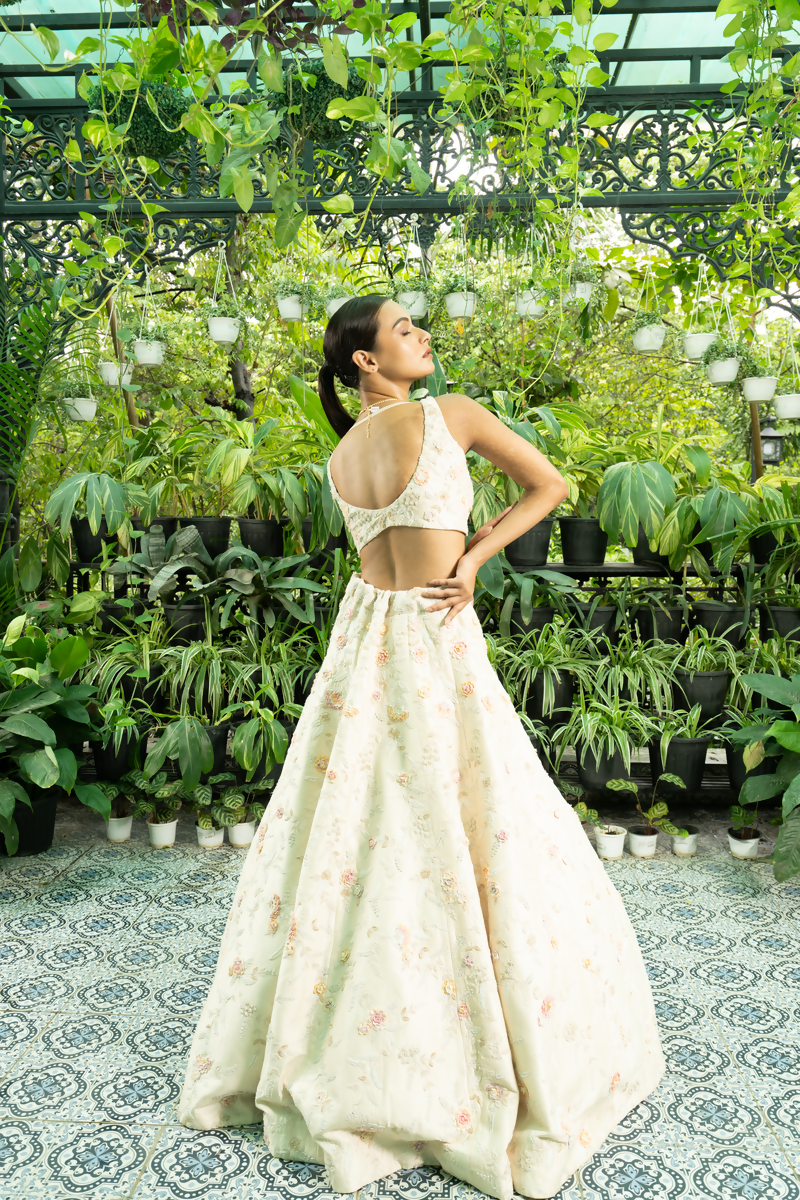 LAHENGA  27C