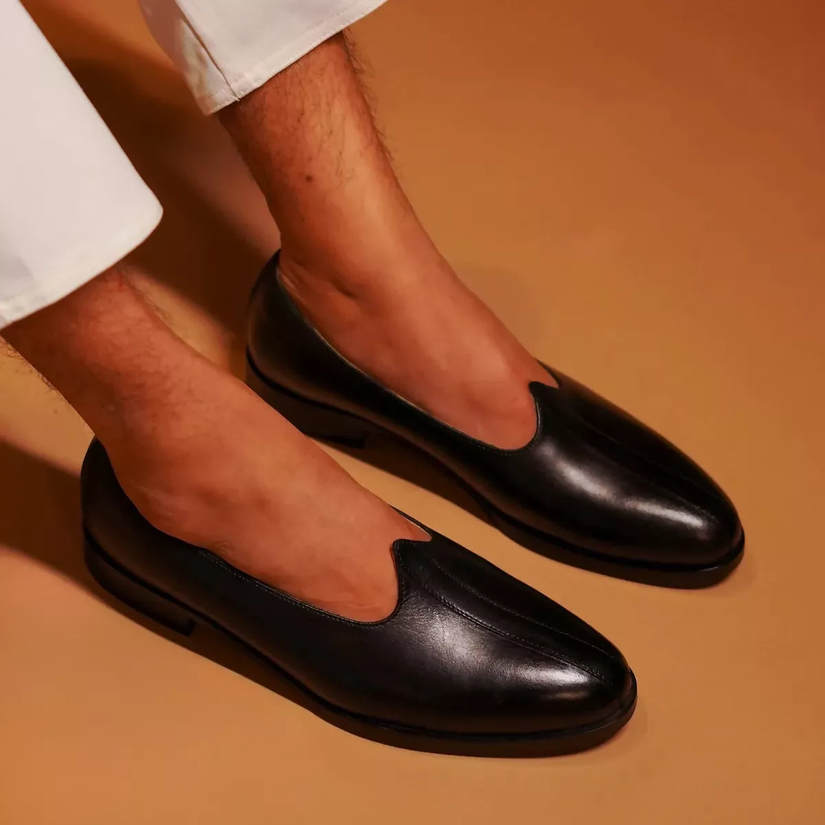 Black Urbanico Leather Handcraft Self Design Jutti For Men